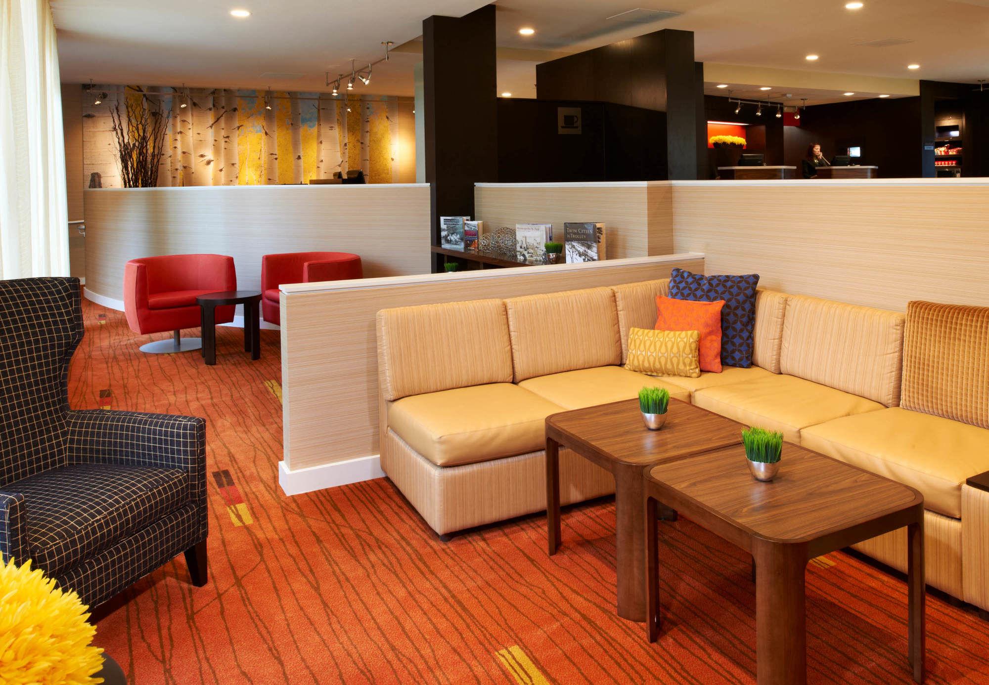 Courtyard By Marriott Minneapolis-St. Paul Airport Mendota Heights Экстерьер фото