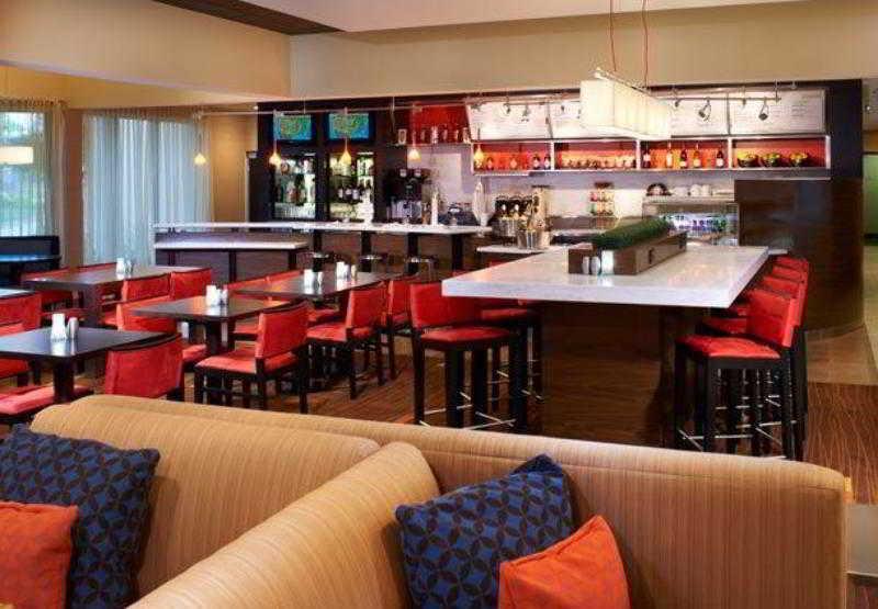 Courtyard By Marriott Minneapolis-St. Paul Airport Mendota Heights Экстерьер фото