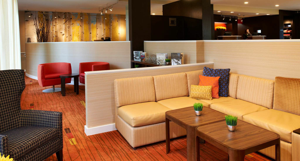 Courtyard By Marriott Minneapolis-St. Paul Airport Mendota Heights Экстерьер фото